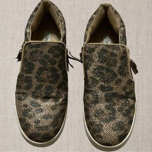 🌸Very G Shimmery Leopard Print Slip-On Sneakers